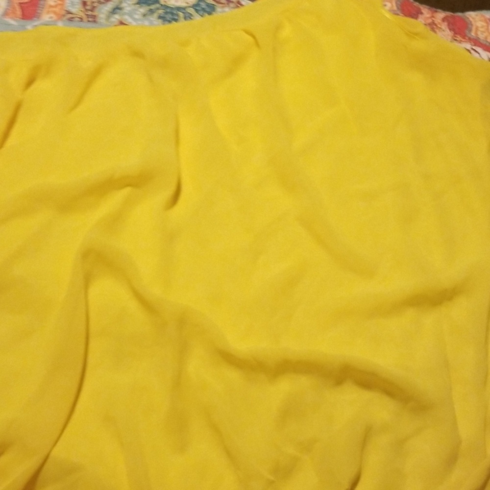 One shoulder shirt